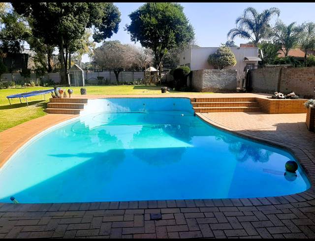 3 BEDROOM HOUSE RENTED IN DALVIEW